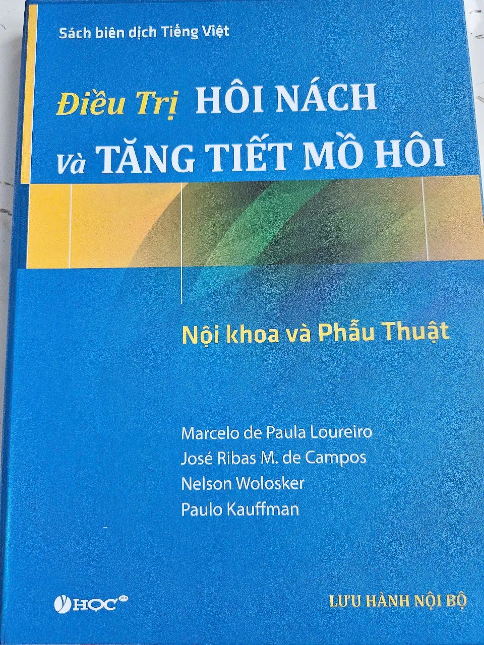 ''Điều trị hôi nách và tăng tiết mồ hôi"